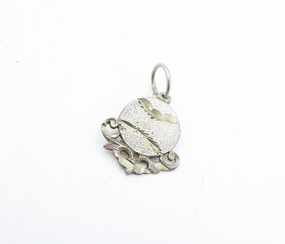 925 Sterling Silver  Vintage Petite Etched Detail Swirl Vine Pendant  PT4371