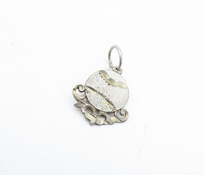 925 Sterling Silver  Vintage Petite Etched Detail Swirl Vine Pendant  PT4371