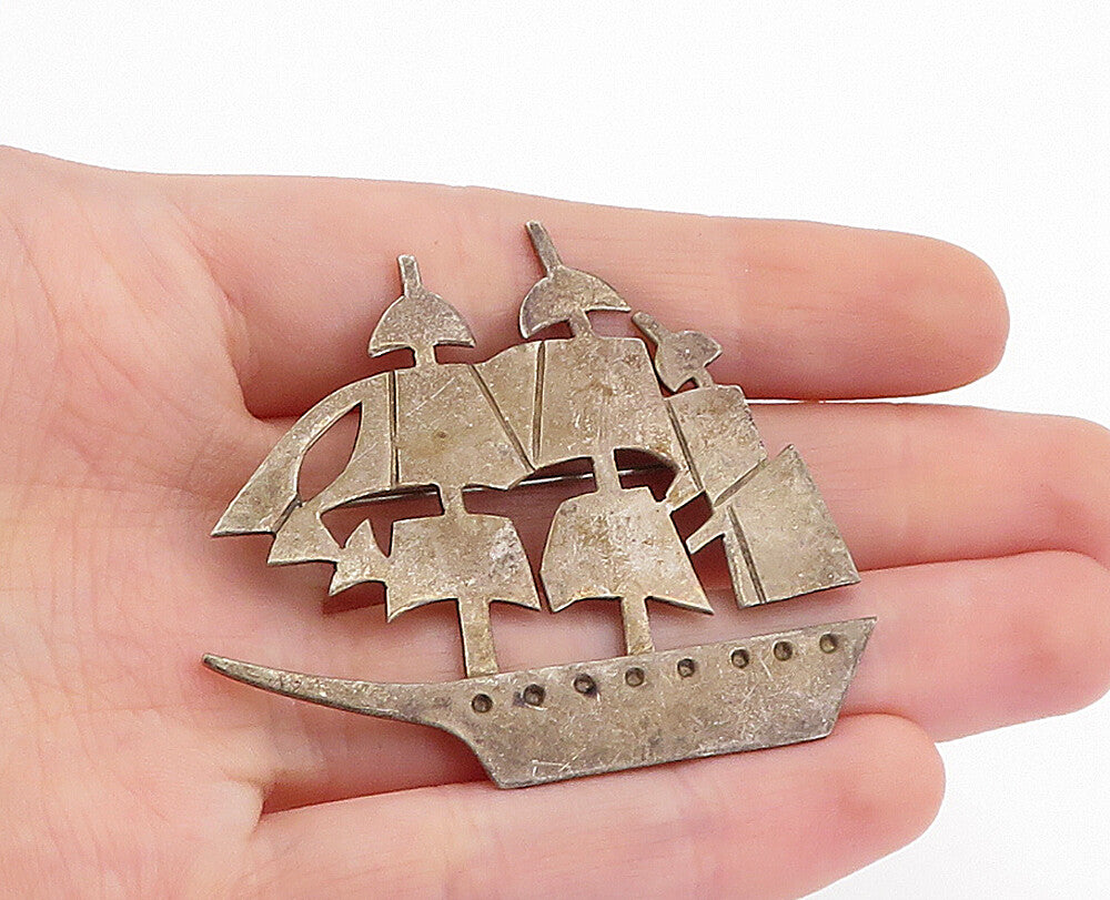 MEXICO 925 Sterling Silver  Vintage Dark Tone Ship Motif Brooch Pin  BP1817