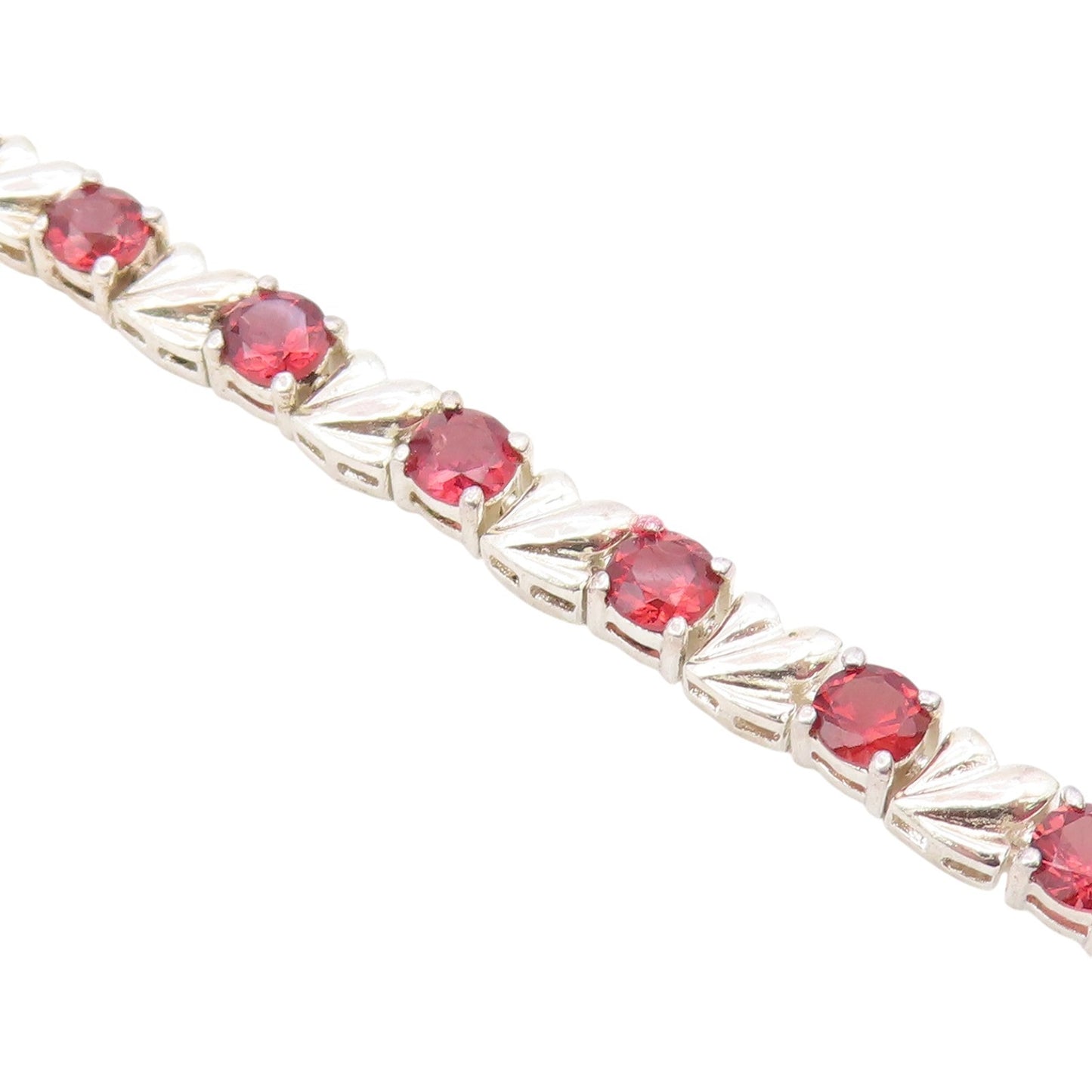 925 Sterling Silver  Vintage Prong Set Red Topaz Shiny Chain Bracelet  BT8316
