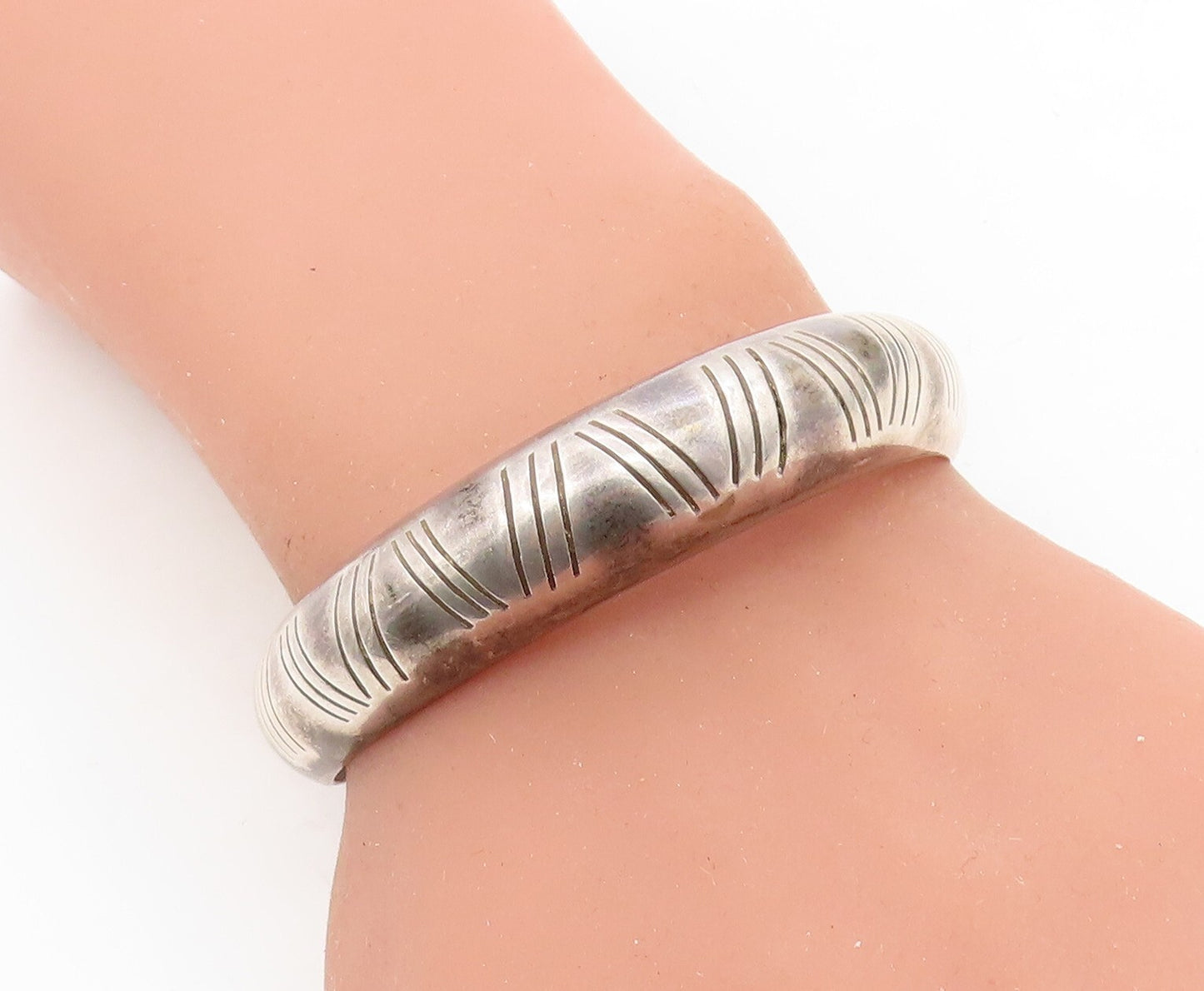 MEXICO 925 Sterling Silver  Vintage Patterned Hollow Dome Cuff Bracelet BT2664