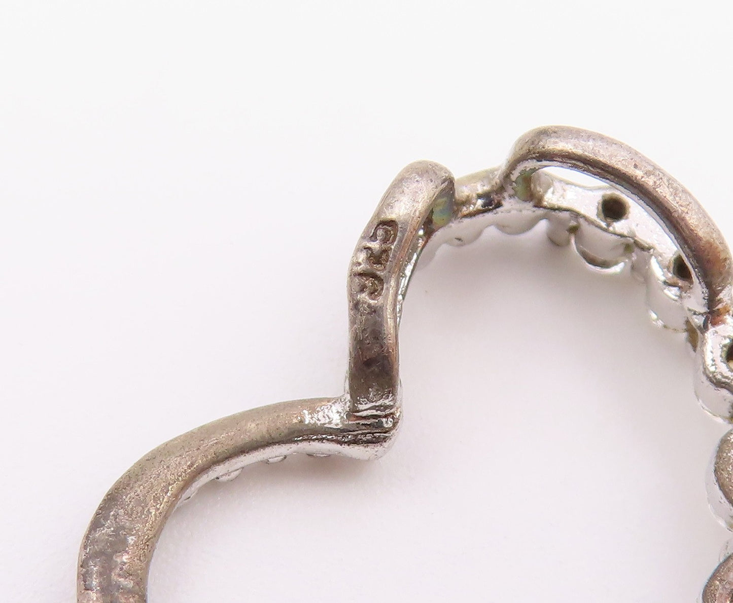 925 Sterling Silver  Vintage Cubic Zirconia Open Love Heart Pendant  PT21428