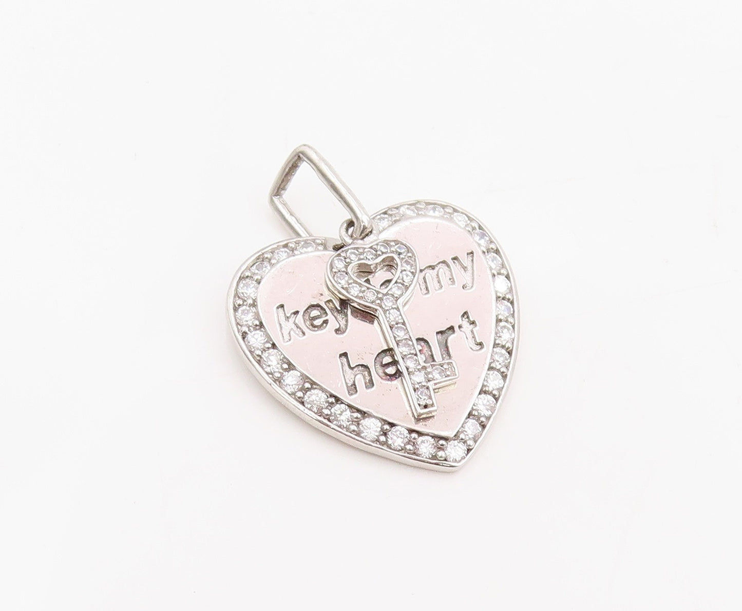 925 Sterling Silver Vintage Pendant Round CZ Engraved Key To Me Heart   PT25484