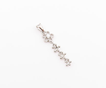 925 Sterling Silver  White Cubic Zirconia Floral Pebbled Drop Pendant  PT1516