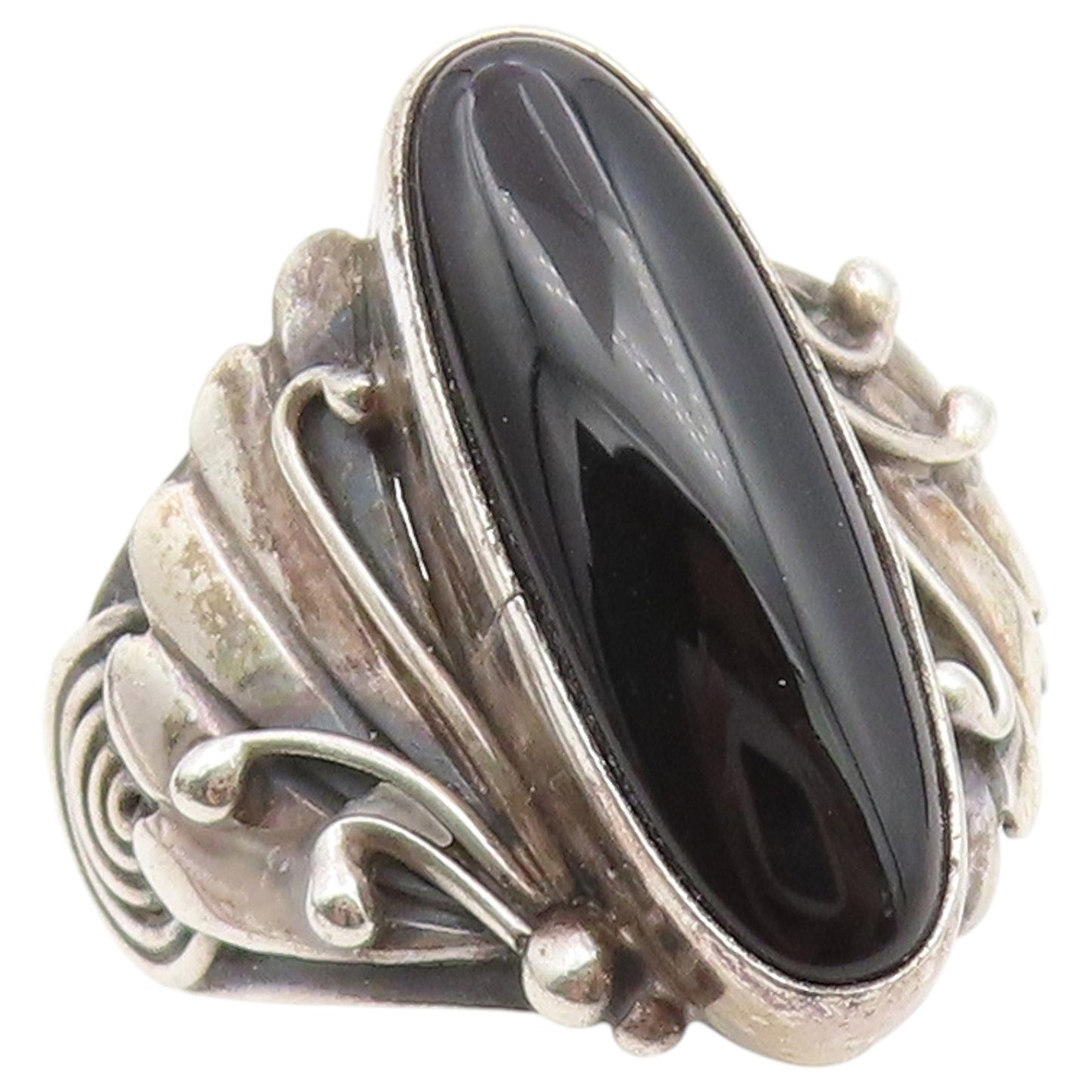 925 Sterling Silver Vintage Ring NAVAJO Onyx Feather & Scroll  Sz 8  RG36866