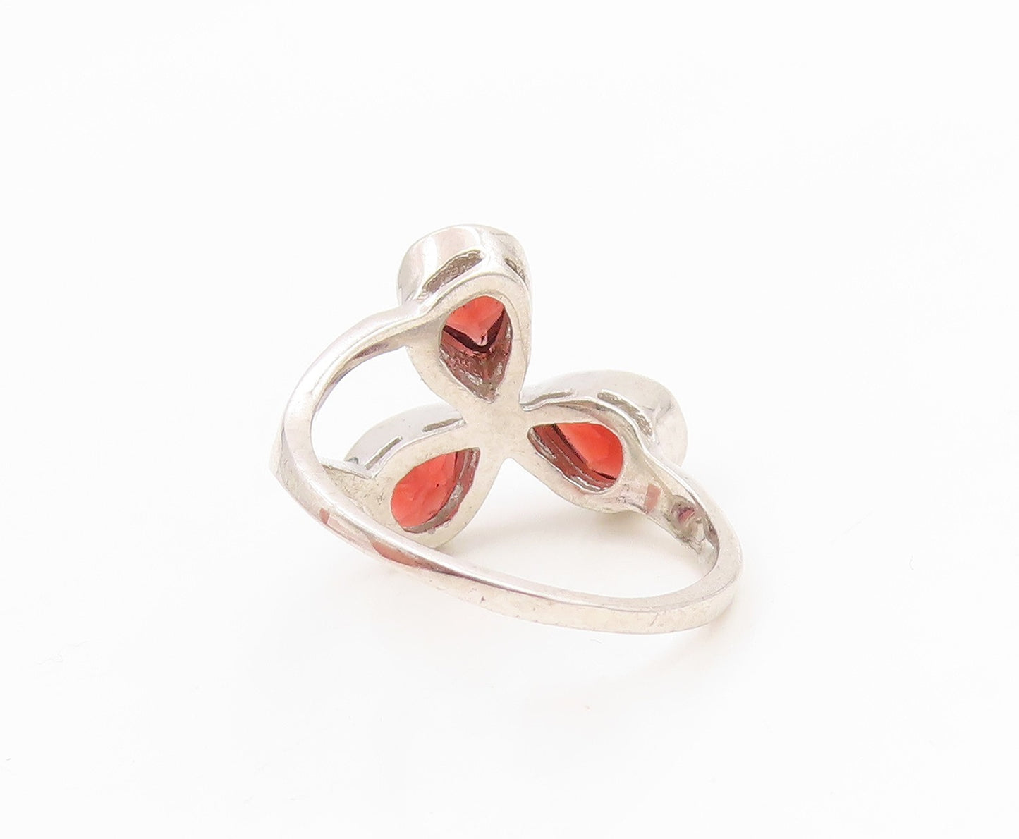 925 Sterling Silver Vintage Ring Three Stone Garnet Floral Petal  Sz 7  RG36176