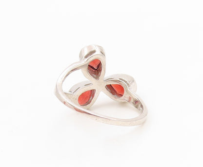 925 Sterling Silver Vintage Ring Three Stone Garnet Floral Petal  Sz 7  RG36176