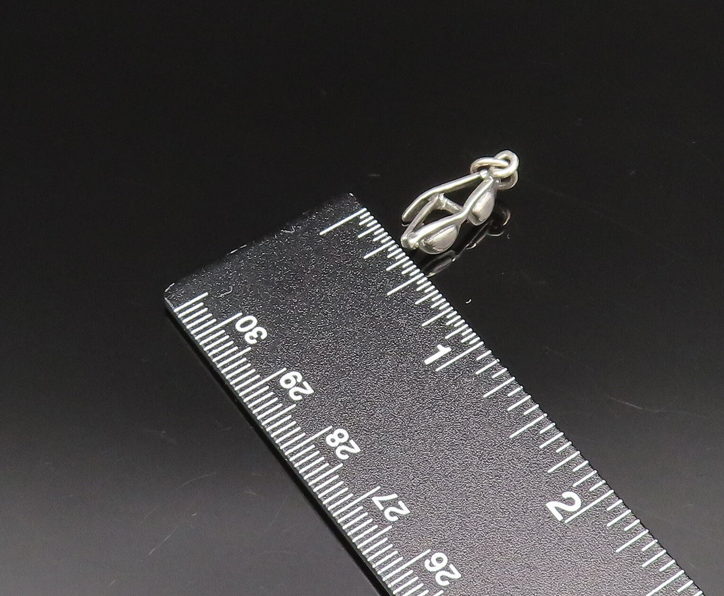 925 Sterling Silver  Vintage Summer Sunglasses Charm Pendant  PT21414