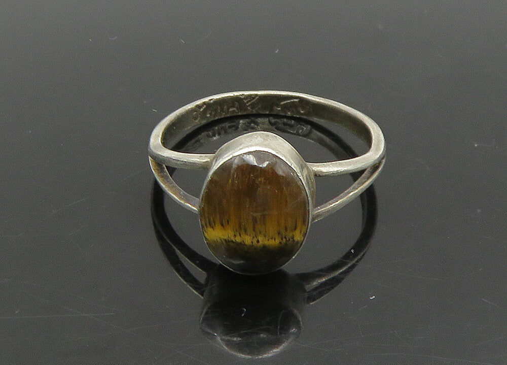 925 Sterling Silver  Vintage Cabochon Cut Tiger's Eye Band Ring Sz 6  RG23085