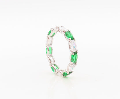 925 Sterling Silver Vintage Ring Oval Green & White CZ 360 Band  Sz 7  RG30408