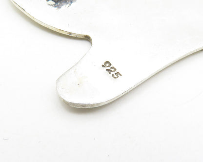 925 Sterling Silver  Vintage Shiny Etched Lying Cat Motif Brooch Pin  BP3705