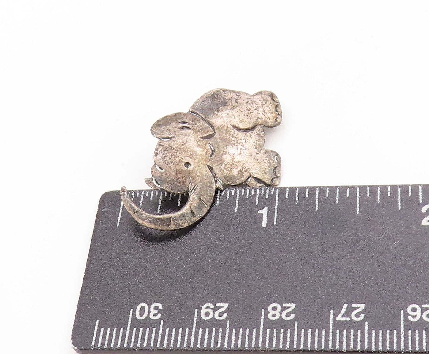 925 Sterling Silver Vintage Brooch J. LESLIE Etched Lucky Baby Elephant  BP11868