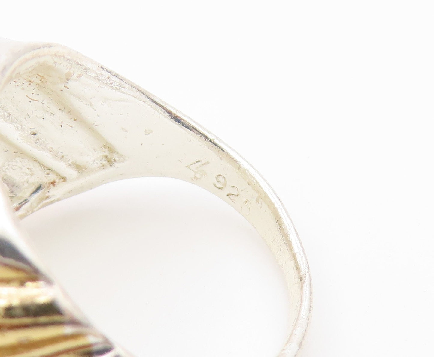 925 Sterling Silver Vintage Ring Two Tone Modernist Ribbed Dome  Sz 7  RG36897