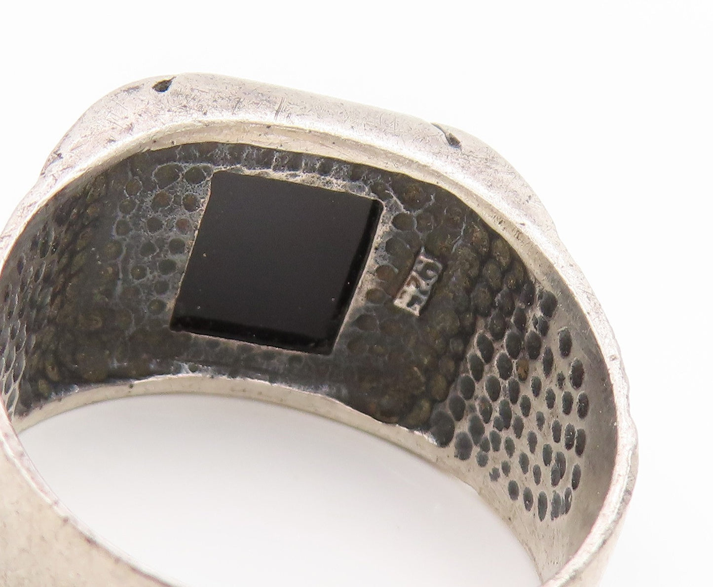 925 Sterling Silver Vintage Ring Onyx Etched Geometric Band  Sz 11.5  RG34001