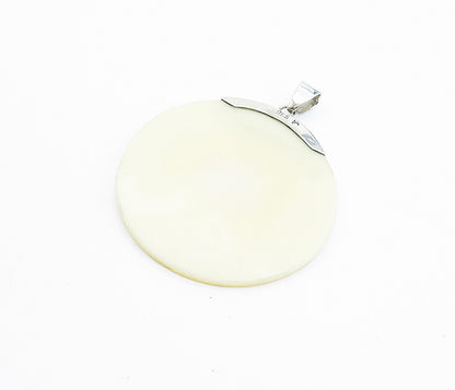 925 Sterling Silver  Mother Of Pearl Brick Layer Round Swirl Pendant  PT5893