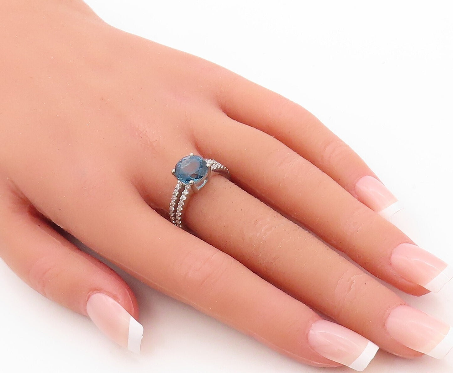 925 Sterling Silver Vintage Ring Round Blue Cutout White Topaz  Sz 7  RG30884