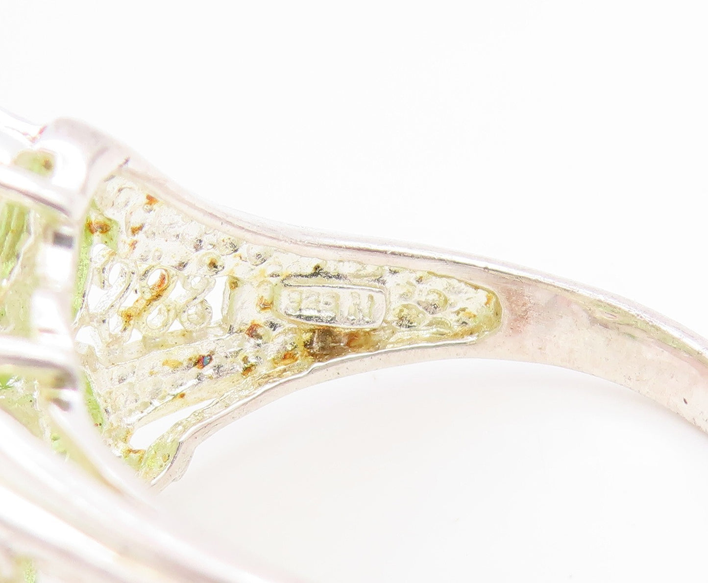 925 Sterling Silver Vintage Ring Elegant Peridot Floral Cluster  Sz 10  RG36075