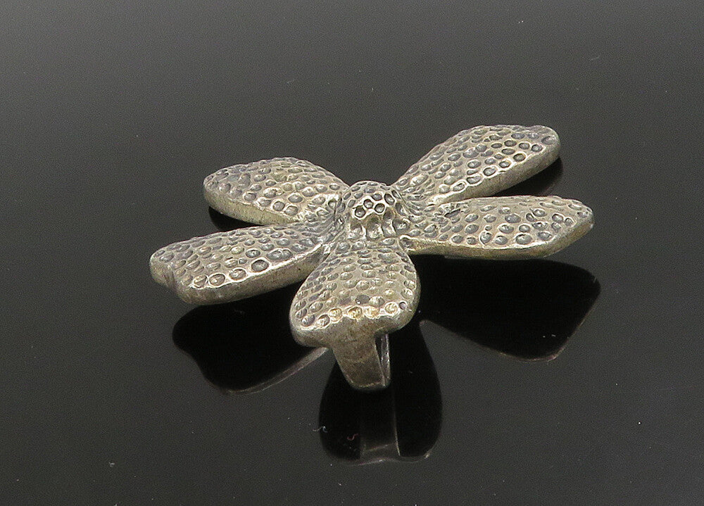 SILPADA 925 Silver  Vintage Dark Tone Hammered Flower Motif Pendant  PT19143