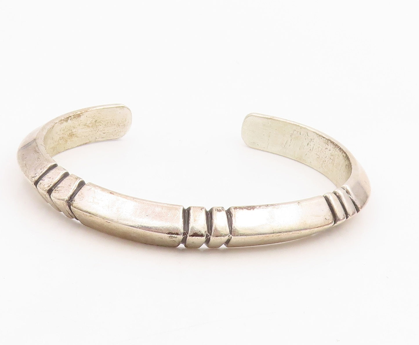 925 Sterling Silver Vintage Bracelet NAVAJO ZUNI Minimalist Grooved Cuff BT11863
