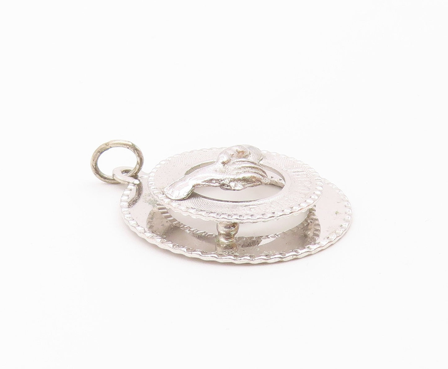 925 Sterling Silver Vintage Pendant Carved Hands Friendship Promise  PT22765
