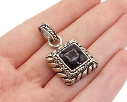 MEXICO 925 Sterling Silver  Vintage Black Onyx Twist Square Pendant  PT3118