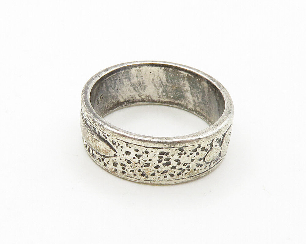 DESIGNER 925 Silver  Vintage Chiseled Figures Band Ring Ring Sz 6  RG18927
