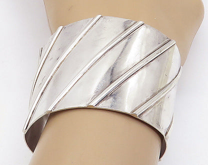 925 Sterling Silver  Vintage Shiny Slanted Pattern Wide Cuff Bracelet  BT2652