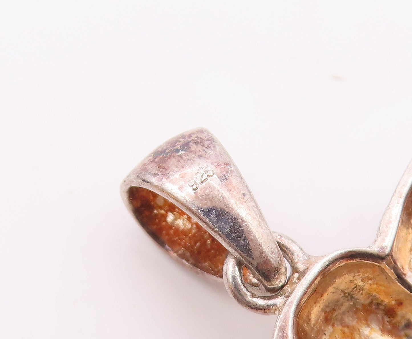 925 Sterling Silver  Vintage Bow Tie Scroll Swirl Cut Out Pendant  PT20367