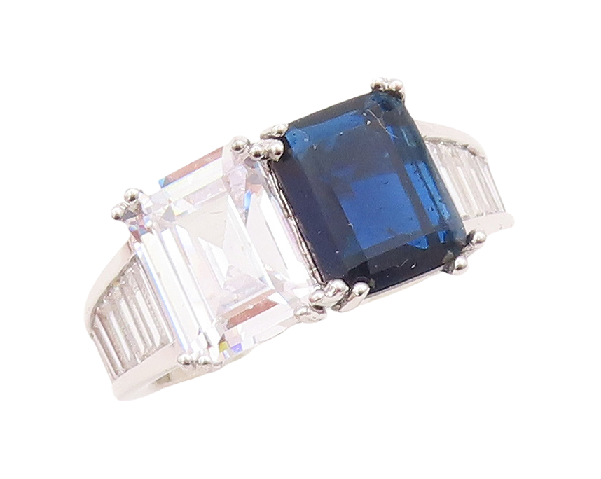 925 Sterling Silver Vintage Ring Rectangle Cut Sapphire & CZ  Sz 7.5  RG29523