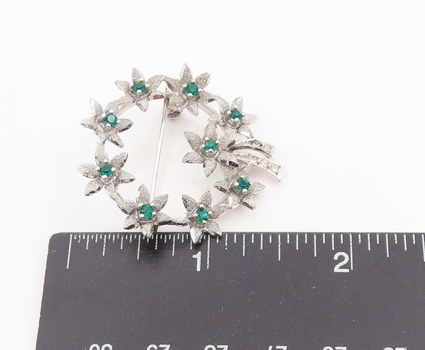 925 Sterling Silver Vintage Brooch Emerald & CZ Floral Garland Design  BP11996