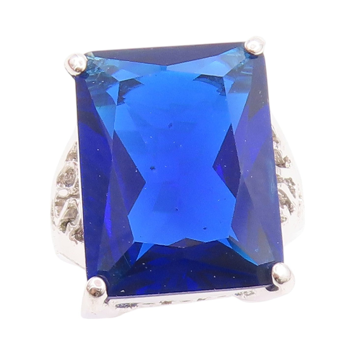 925 Sterling Silver Vintage Ring Large Rectangle Cut Blue CZ   Sz 6.5  RG32925