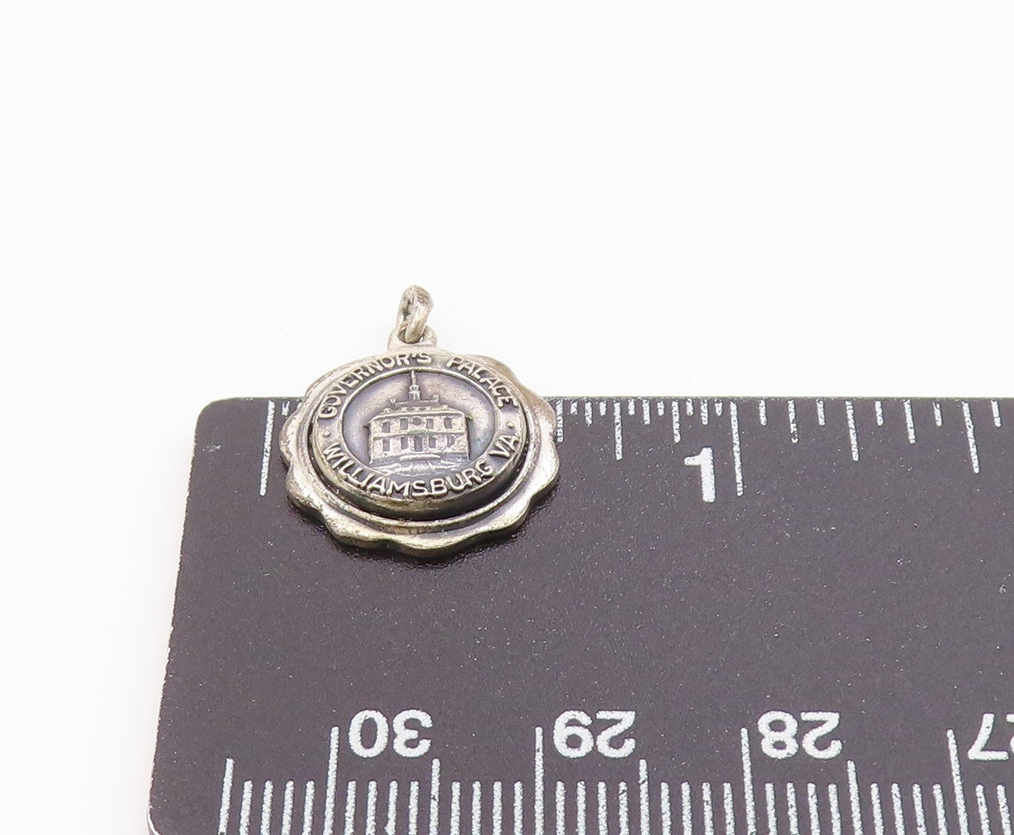 925 Sterling Silver  Vintage Governor's Palace Charm Pendant  PT20447