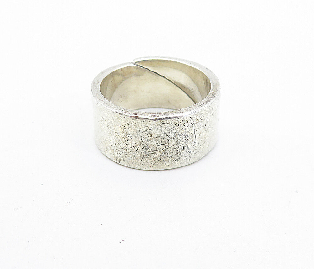 925 Sterling Silver  Vintage Shiny Minimalist Slant Band Ring Sz 6  RG7122