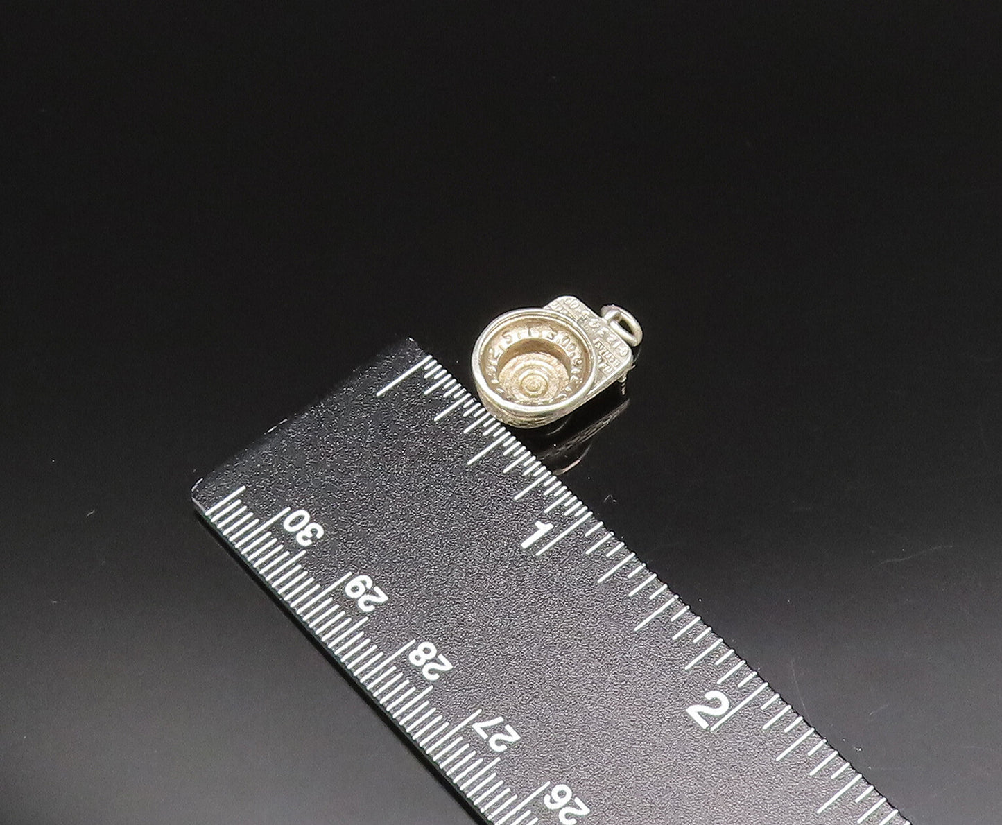 925 Sterling Silver  Vintage Roulette Game Wheel Table Pendant  PT21197