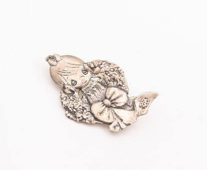 925 Sterling Silver Vintage Brooch Pin Cute Solid Carved Little Girl  BP10983