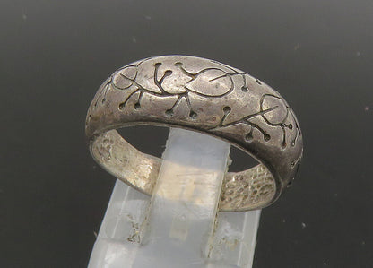 925 Sterling Silver  Vintage Floral Vine Dark Tone Dome Band Ring Sz 7 RG22176