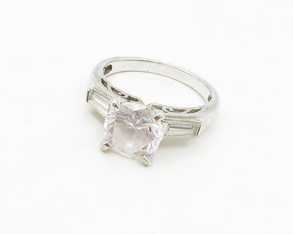 925 Sterling Silver  Cubic Zirconia Solitaire With Accents Ring Sz 7  RG17341