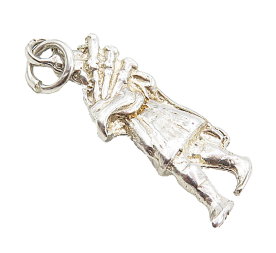 925 Sterling Silver  Vintage Petite Shiny Bagpipe Player Drop Pendant  PT6842