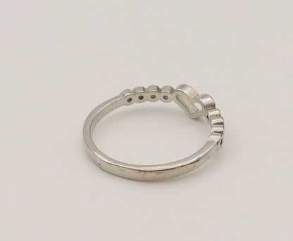 925 Sterling Silver  Vintage Dainty Open Heart & Topaz Ring Sz 7.5  RG26442