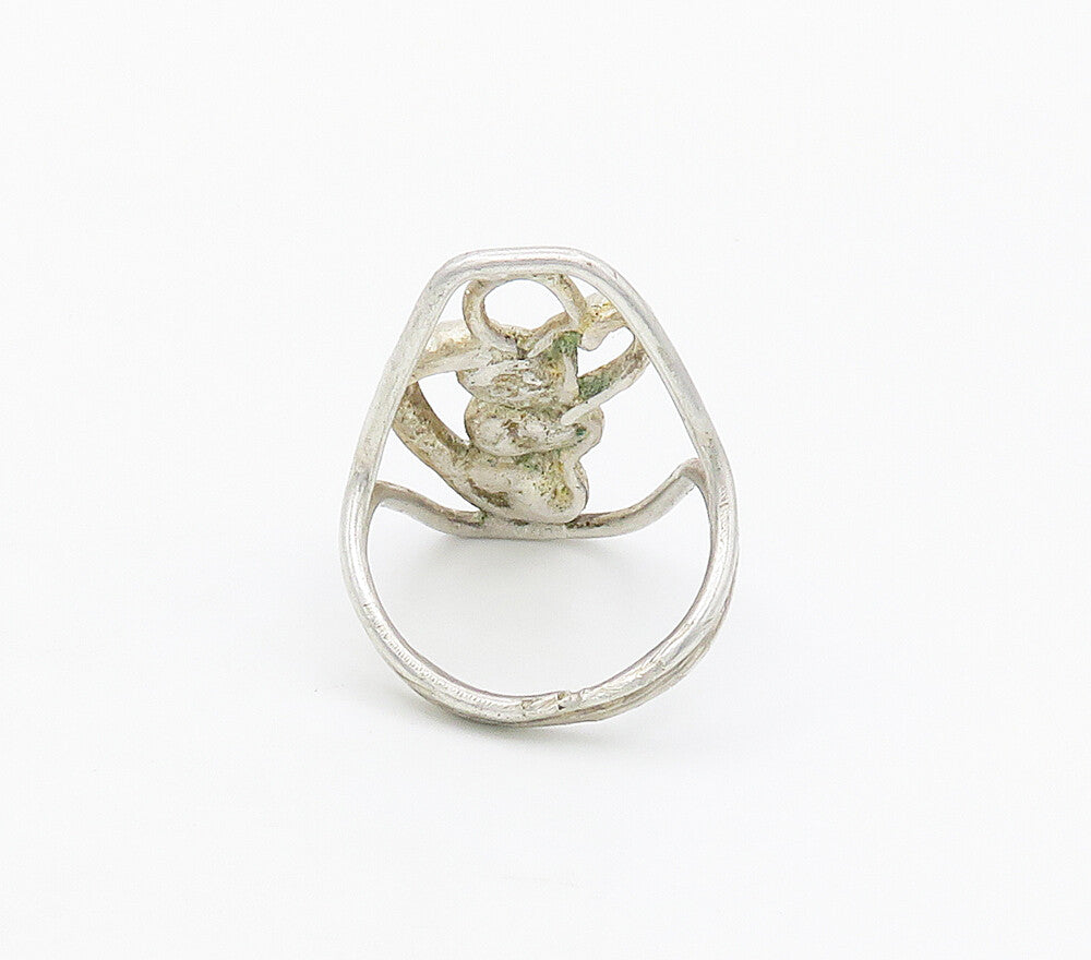 925 Sterling Silver  Vintage Sculpted Design Smooth Band Ring Sz 8  RG16875