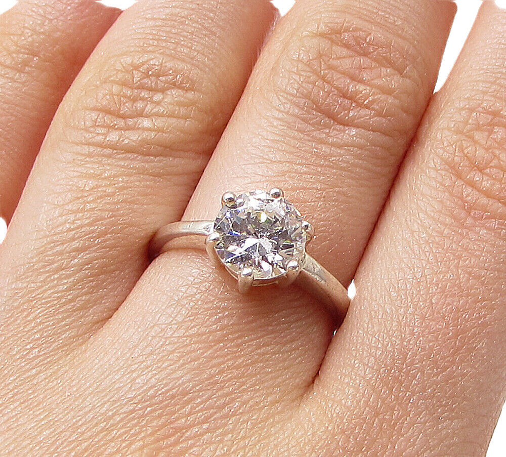 925 Sterling Silver  White Cubic Zirconia Engagement Ring Sz 7.5  RG2946