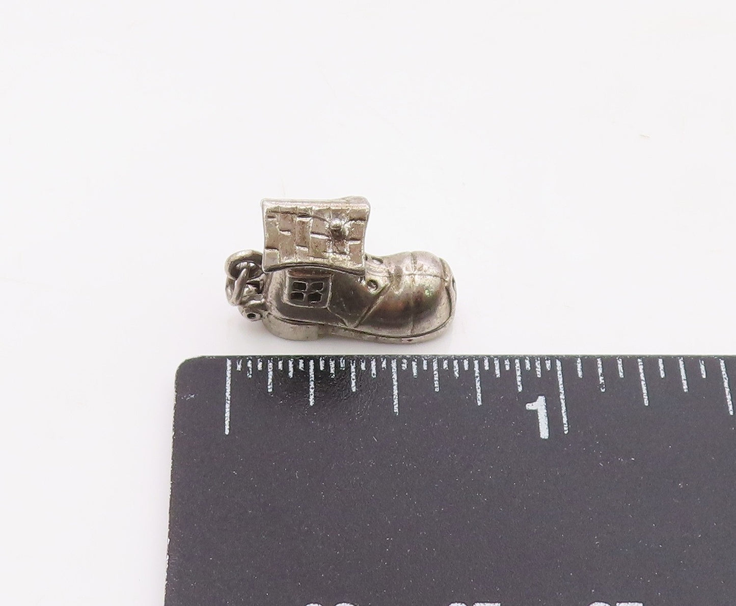 925 Sterling Silver  Vintage Petite House Boot Motif Pendant (OPENS)  PT18319