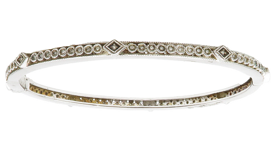 925 Sterling Silver  Genuine Diamonds Shiny Oval Bangle Bracelet  BT5060