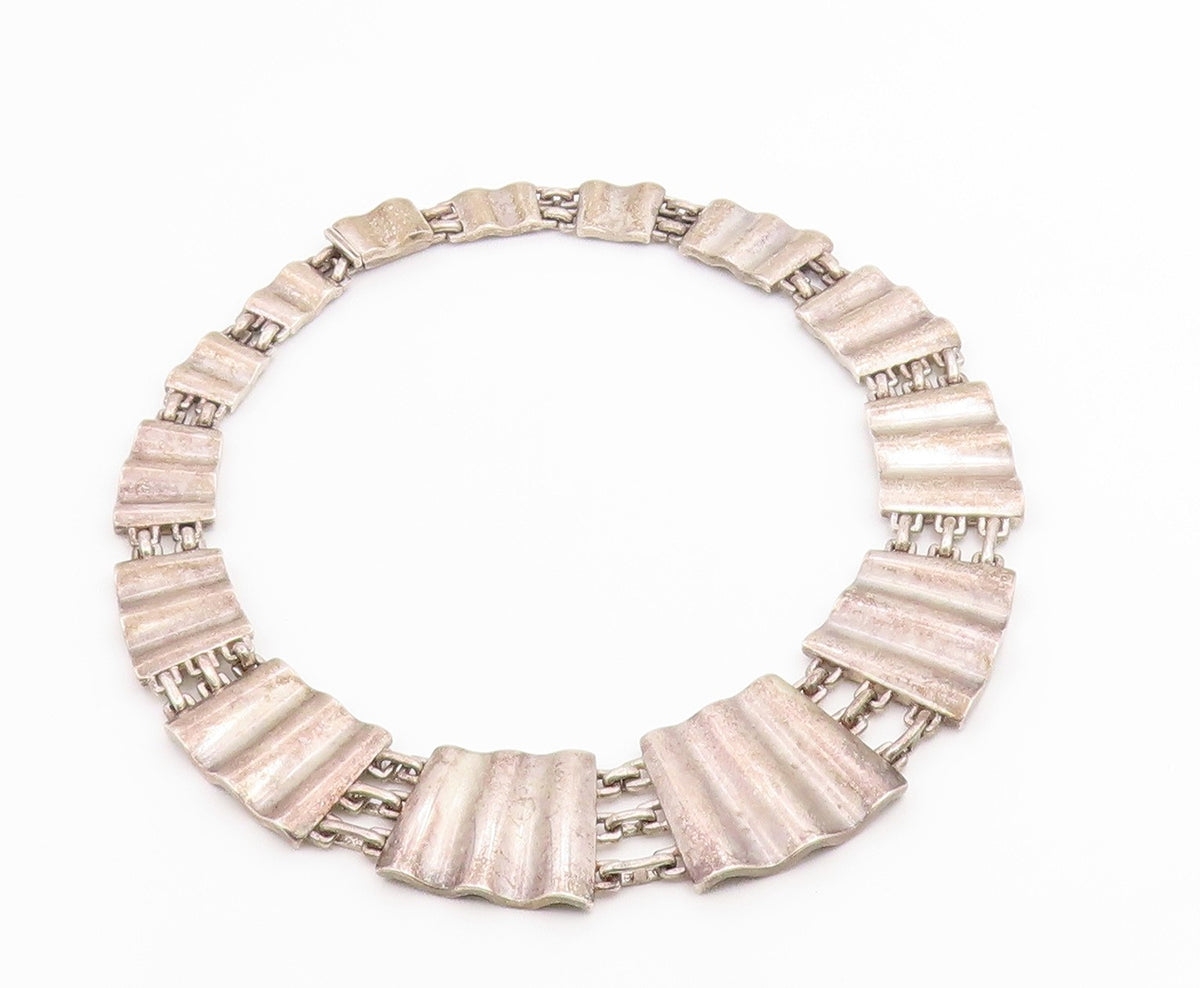 925 Sterling Silver Vintage Necklace Modernist Textured Wave Panel Choker NE4887