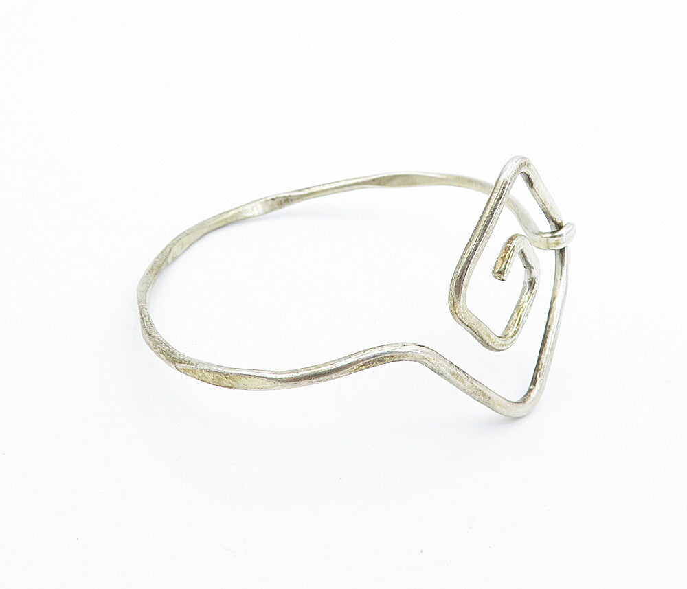 925 Sterling Silver  Vintage Thin Spiral Design Hook Bangle Bracelet  BT2865