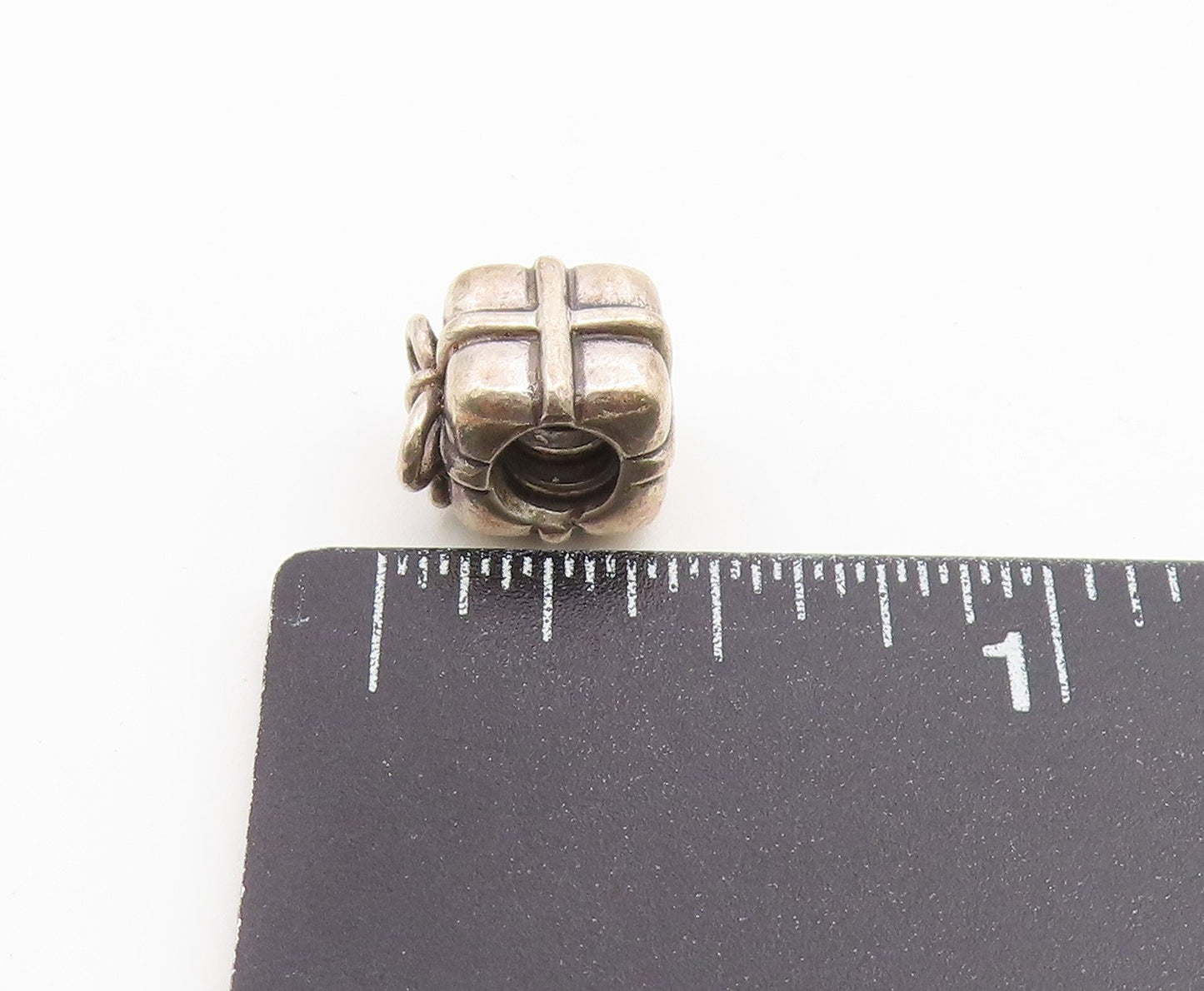 925 Sterling Silver Vintage Pendant PANDORA Wrapped Present Charm Bead  PT26619