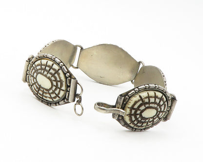 925 Sterling Silver Vintage Large Oval Carved Stone Chain Bracelet BT5528