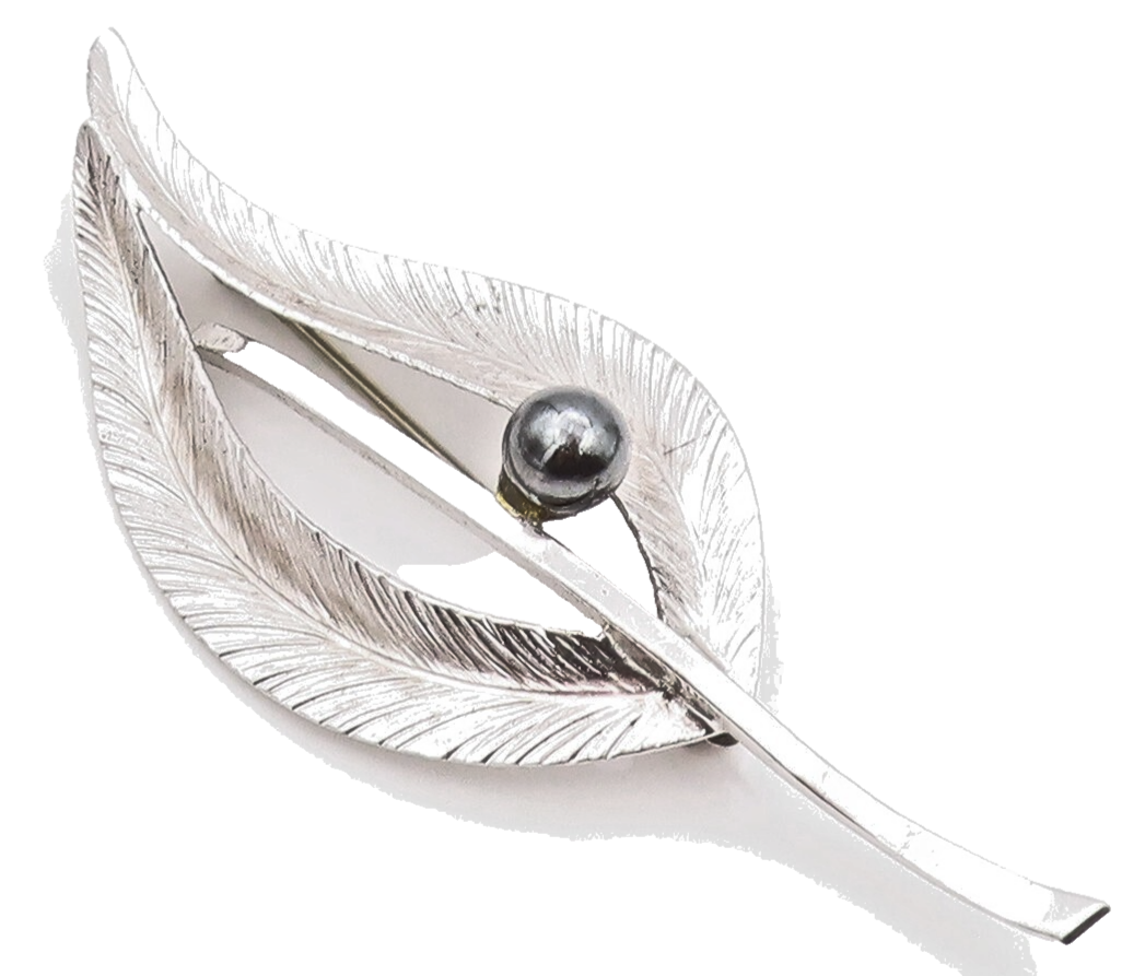 925 Sterling Silver Vintage Brooch WELLS Designer Gray Pearl Cutout Leaf BP11535