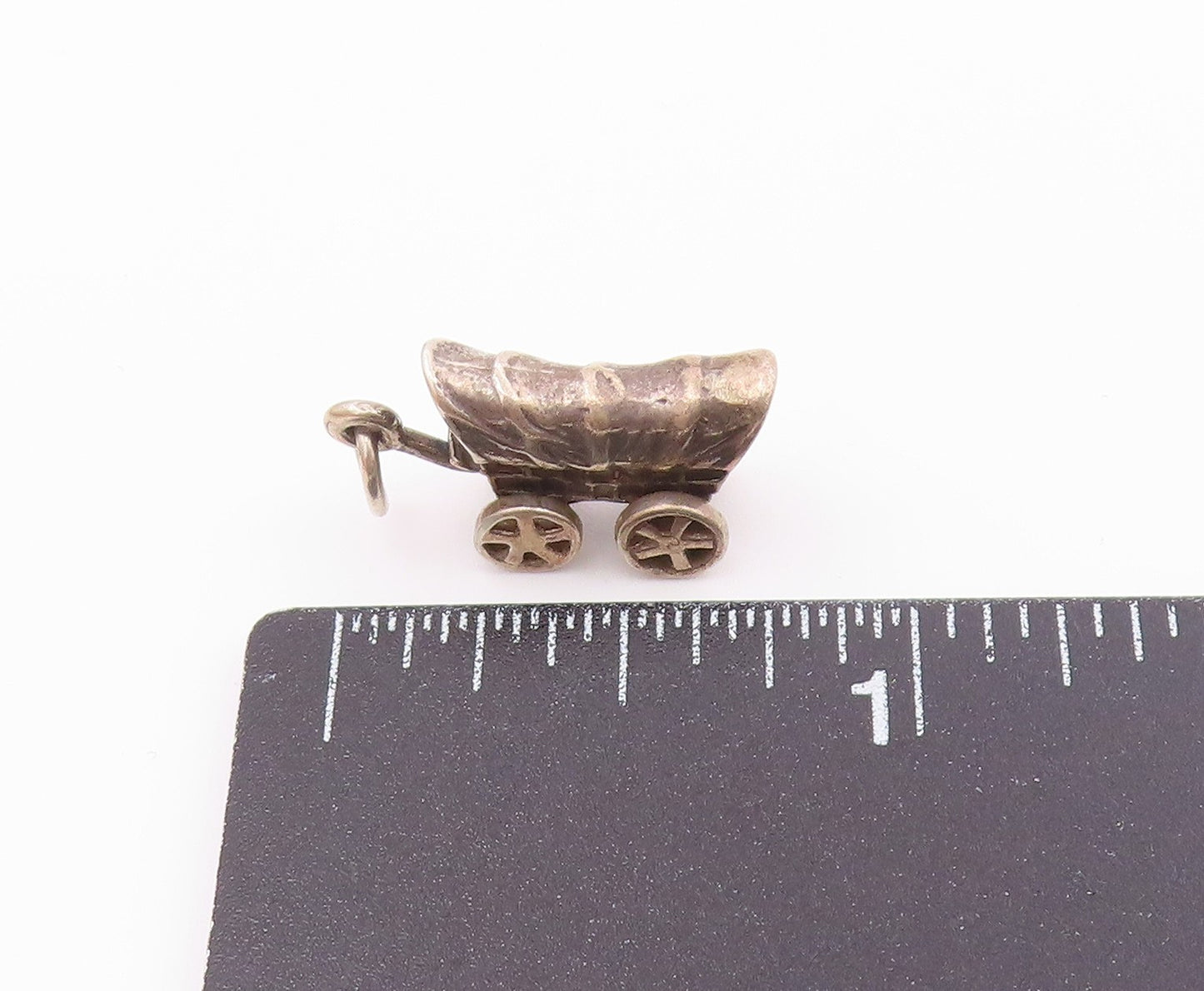 925 Sterling Silver  Vintage Petite Old Fashioned Carriage Pendant  PT18169