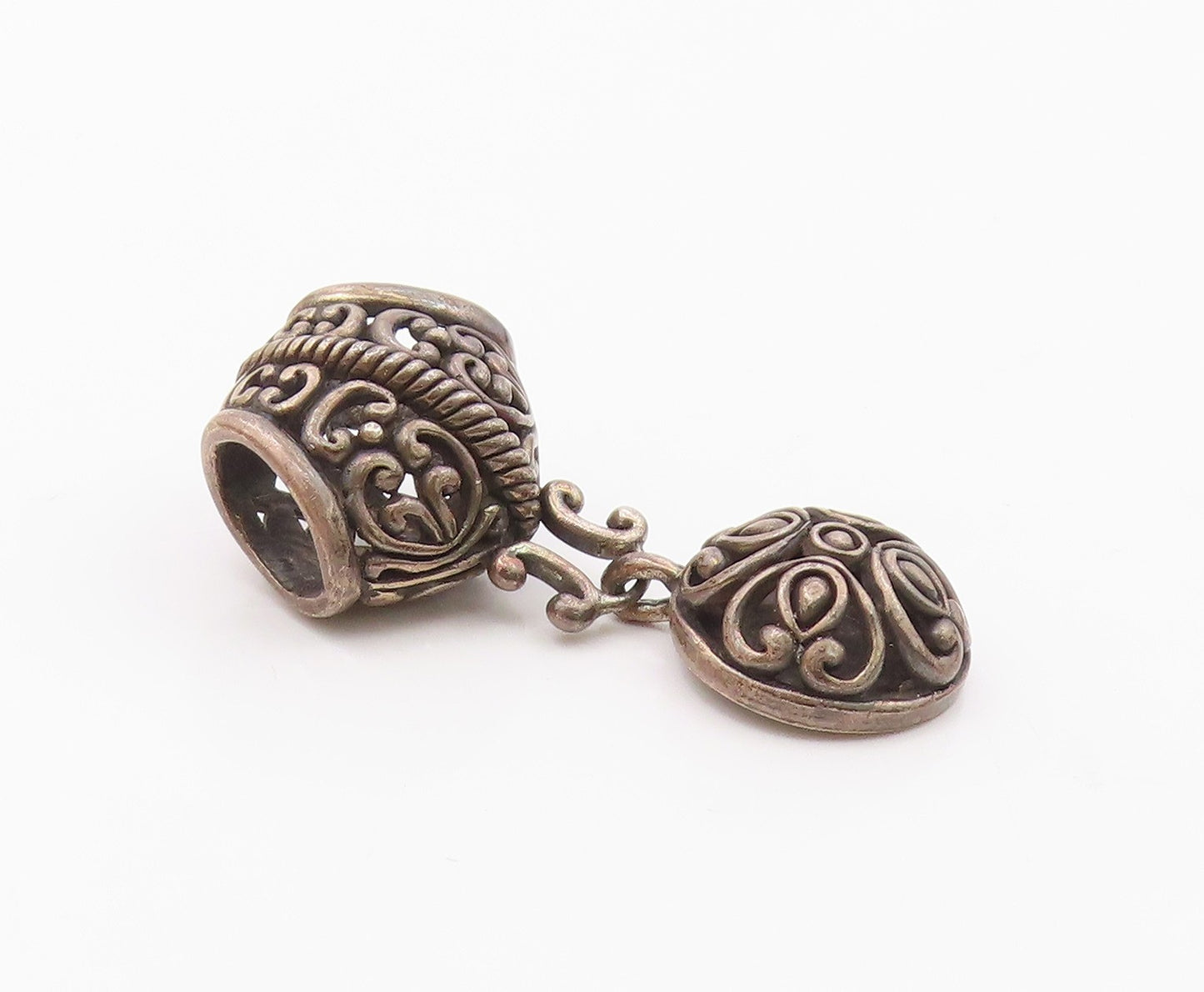 925 Sterling Silver  Vintage Dark Tone Pretzel Swirl Floral Pendant  PT19797